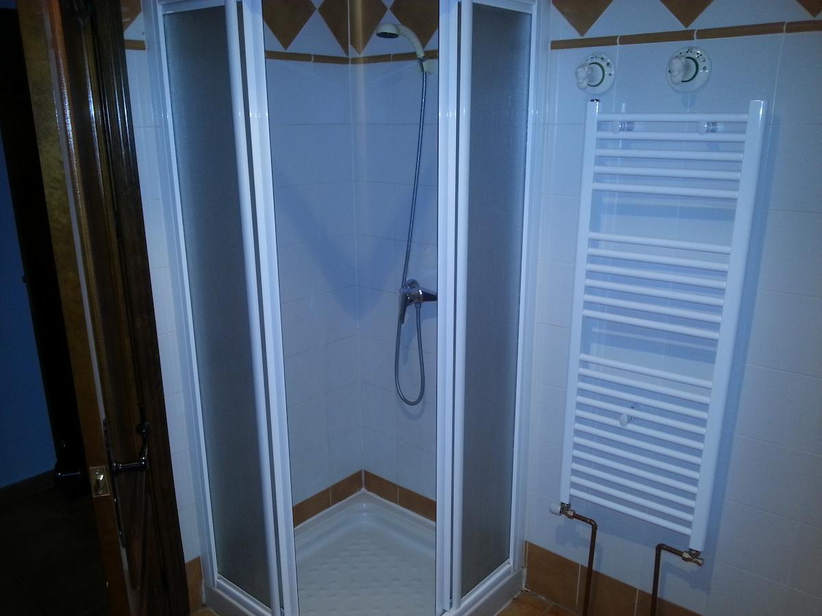 Hostal Las Tres Jotas Alcaracejos ห้อง รูปภาพ